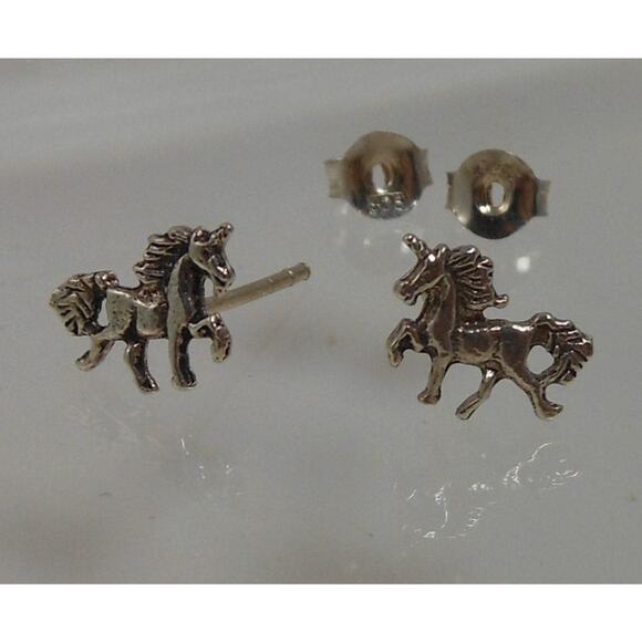Vintage Unicorn Sterling Silver Stud Earrings Made in Thailand New-old-stock - Picture 1 of 6